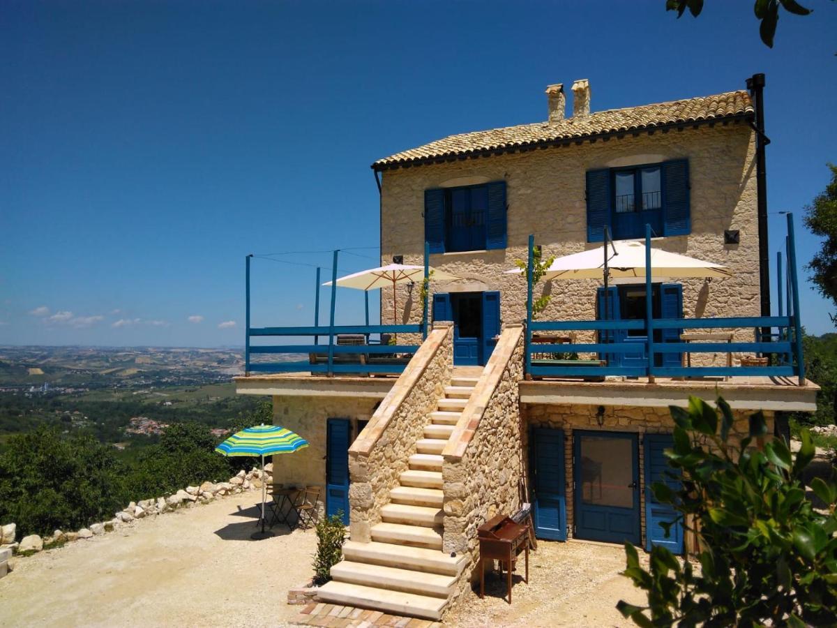 La Casa Dalle Finestre Blu Abbateggio Zewnętrze zdjęcie