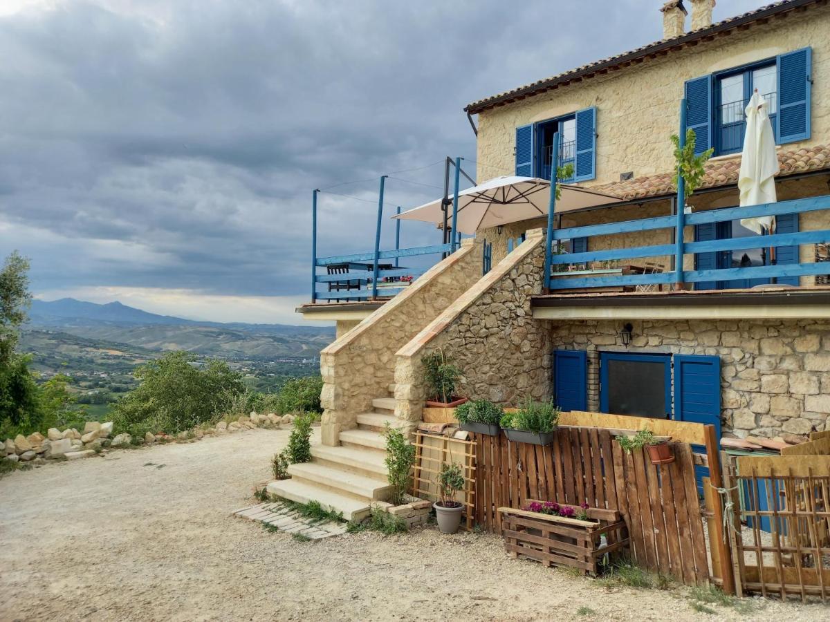 La Casa Dalle Finestre Blu Abbateggio Zewnętrze zdjęcie