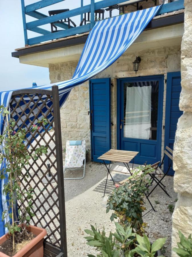 La Casa Dalle Finestre Blu Abbateggio Zewnętrze zdjęcie