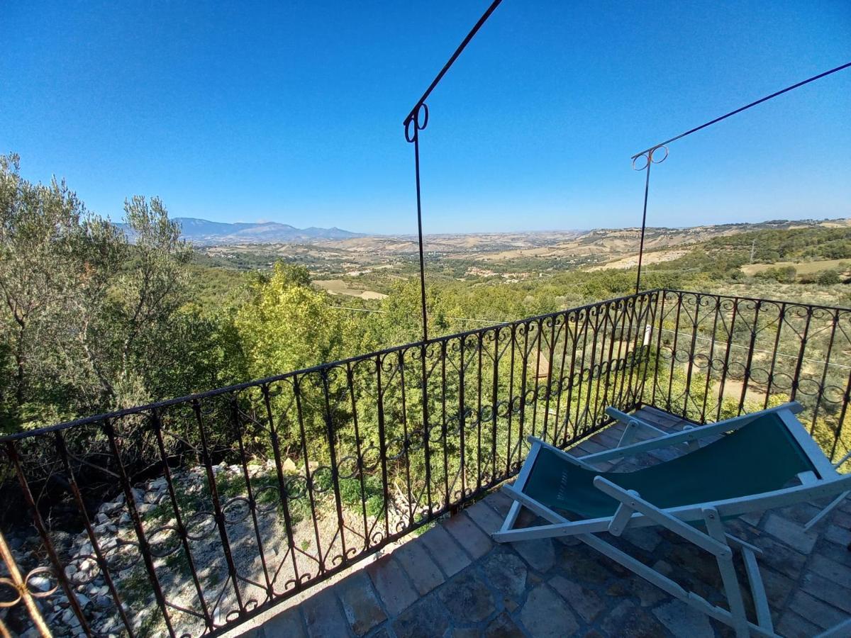 La Casa Dalle Finestre Blu Abbateggio Zewnętrze zdjęcie